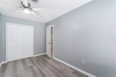 5703 Minden Street, Houston, TX 77026 - Photo 14