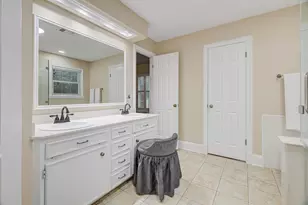 103 Strawberry Dr, Lake Jackson, TX 77566 - Photo 20