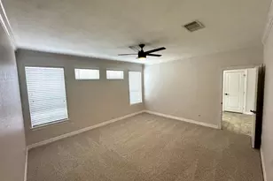 22 W Oaks Dr, Pasadena, TX 77058 - Photo 10