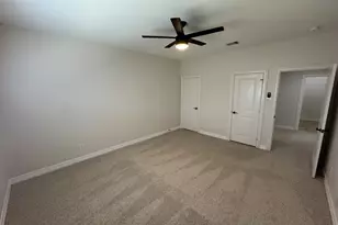 22 W Oaks Dr, Pasadena, TX 77058 - Photo 16