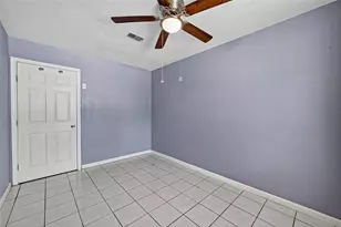 5146 Markwood Ln, Houston, TX 77053 - Photo 6