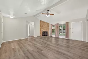 1915 Aldates Dr, Houston, TX 77015 - Photo 8
