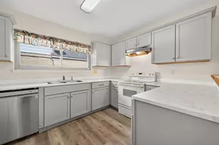 1915 Aldates Dr, Houston, TX 77015 - Photo 12