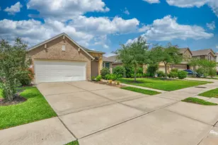 11219 Victoria Hollow Trace, Richmond, TX 77406 - Photo 2