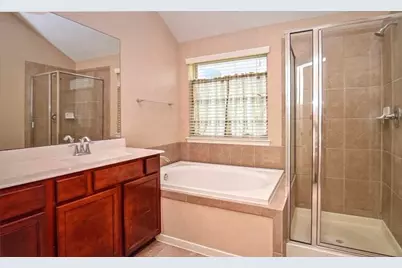 1707 Stieler Drive, Houston, TX 77049 - Photo 10