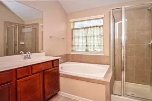1707 Stieler Dr, Houston, TX 77049 - Photo 10