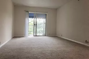 2601 Bellefontaine St, Houston, TX 77025 - Photo 4