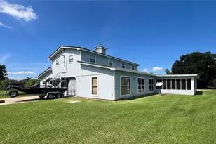 7165 Backridge Rd, Sabine Pass, TX 77655 - Photo 40