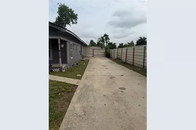 8607 Farqueson Street, Houston, TX 77029 - Photo 2
