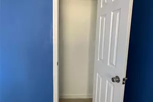 516 Holiday Dr, Galveston, TX 77550 - Photo 10