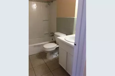 275 N 7th Street #2, Beaumont, TX 77702 - Photo 6