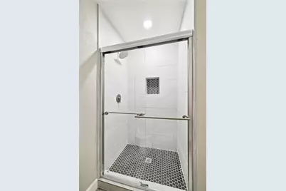 11883 Algonquin Drive, Houston, TX 77089 - Photo 14