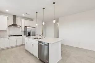 329 Dallas Meadows Dr, Dayton, TX 77535 - Photo 10