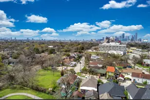 4720 Capitol St, Houston, TX 77011 - Photo 6