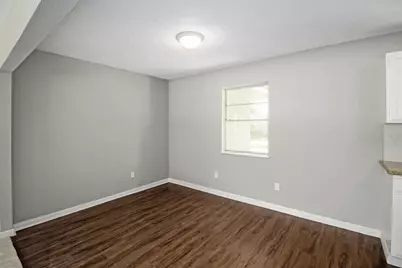 7 Talisman Court, Houston, TX 77076 - Photo 10
