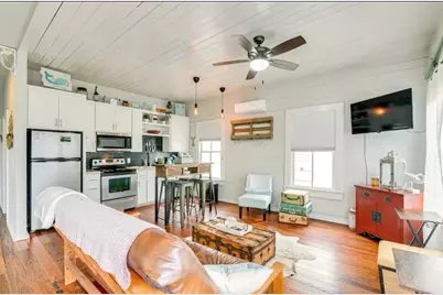 4107 Avenue M 1/2, Galveston, TX 77550 - Photo 2
