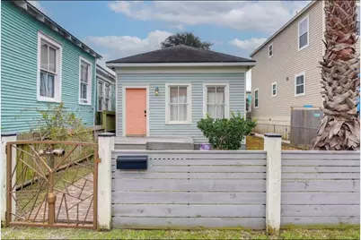 4107 Avenue M 1/2, Galveston, TX 77550 - Photo 8