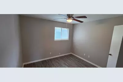 11122 Thackery Lane, Houston, TX 77016 - Photo 8