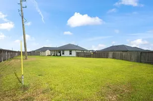 8938 Colicroot Dr, Rosharon, TX 77583 - Photo 20