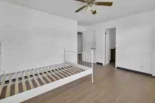 26 Farrell St, Houston, TX 77022 - Photo 4