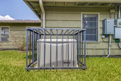 5614 Westover Street, Houston, TX 77033 - Photo 24