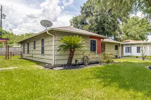 5614 Westover St, Houston, TX 77033 - Photo 4