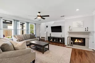 9426 Coatsworth Dr, Sugar Land, TX 77498 - Photo 6