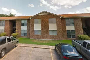 106 Walnut St, Hallettsville, TX 77964 - Photo 6