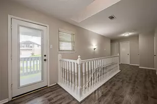 131 Cove Cir, Conroe, TX 77356 - Photo 14