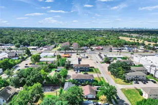7626 Pecan Villas Dr, Houston, TX 77061 - Photo 22