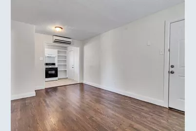 7626 Pecan Villas Drive #3, Houston, TX 77061 - Photo 4