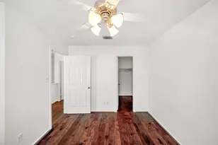 1719 Redwing Bluff Dr, Houston, TX 77009 - Photo 22