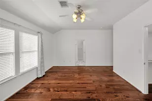 1719 Redwing Bluff Dr, Houston, TX 77009 - Photo 28