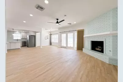 45 Adler Circle, Galveston, TX 77551 - Photo 4