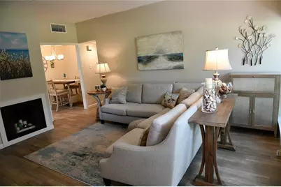 2100 Tanglewilde Street #515, Houston, TX 77063 - Photo 2
