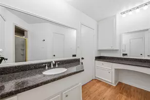518 Rozelle Ave, Sugar Land, TX 77498 - Photo 20