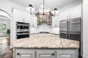 3810 Benders Ln, Spring, TX 77386 - Photo 10