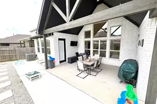 1019 Navasota St, Webster, TX 77598 - Photo 30