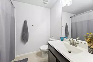 3018 Village Creek Dr, Katy, TX 77494 - Photo 16