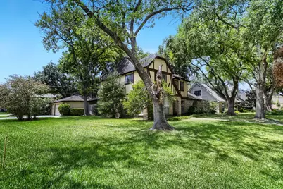 10903 Tupper Lake Drive, Houston, TX 77042 - Photo 4