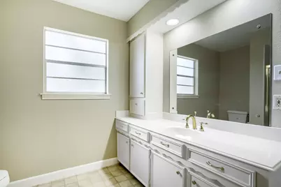 10903 Tupper Lake Drive, Houston, TX 77042 - Photo 22