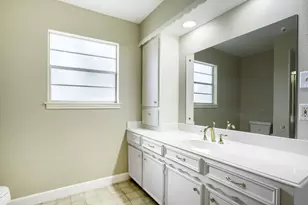 10903 Tupper Lake Dr, Houston, TX 77042 - Photo 22