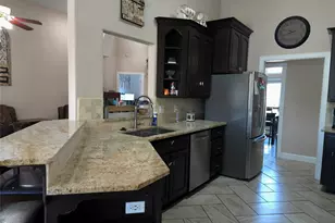 7013 Kelliwood Dr, Port Arthur, TX 77642 - Photo 6