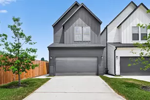7422 Maxroy St, Houston, TX 77088 - Photo 4