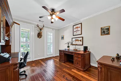 15818 Hunters Lake Way, Houston, TX 77044 - Photo 10