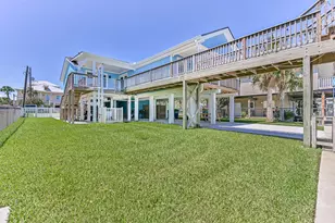 22205 Frio Dr, Galveston, TX 77554 - Photo 10