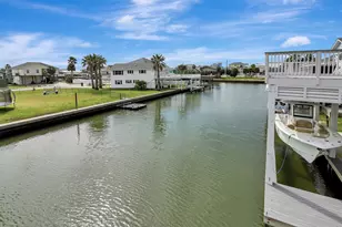 22205 Frio Dr, Galveston, TX 77554 - Photo 34