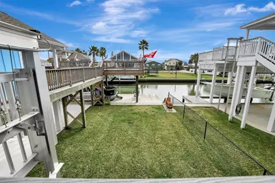 22205 Frio Drive, Galveston, TX 77554 - Photo 26