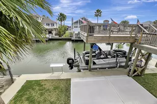 22205 Frio Dr, Galveston, TX 77554 - Photo 28
