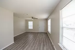 7810 Queen St, Houston, TX 77028 - Photo 6